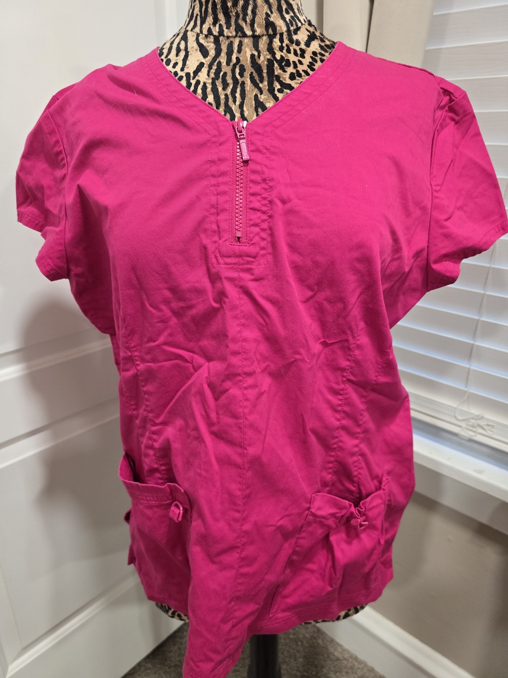 Koi Stretch Xl Fuchsia Zip-Front Medical Scrub Top